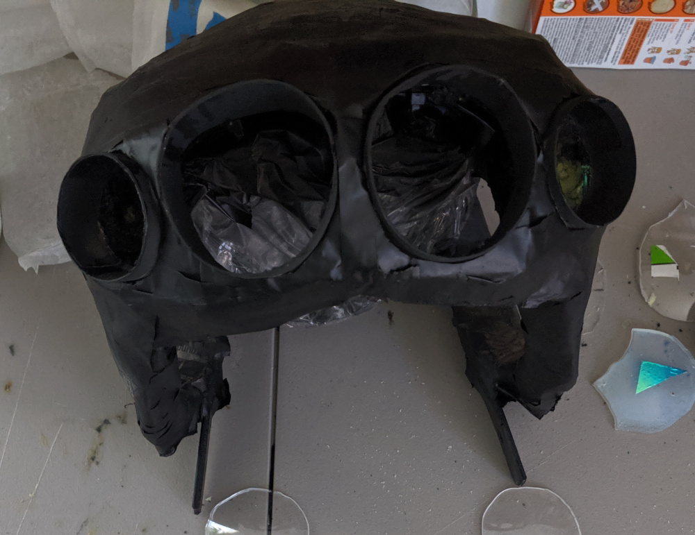 The skull has now been spraypainted black.